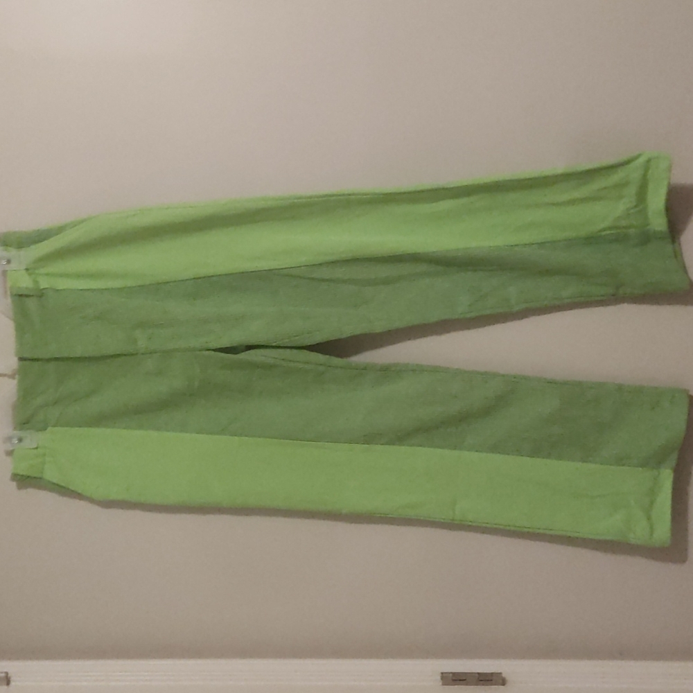 Small to medium, duo green pants.
